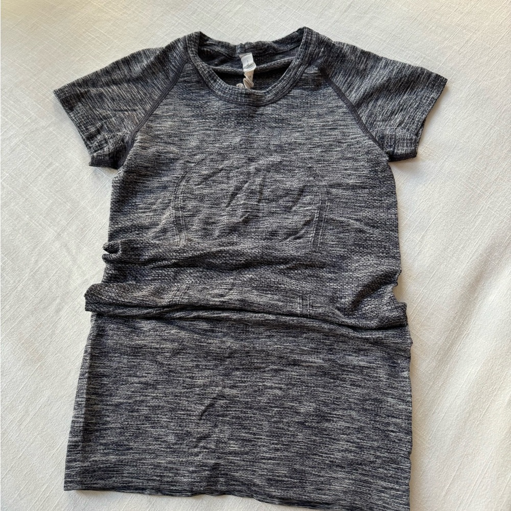 Lululemon Women’s Short Sleeve Top